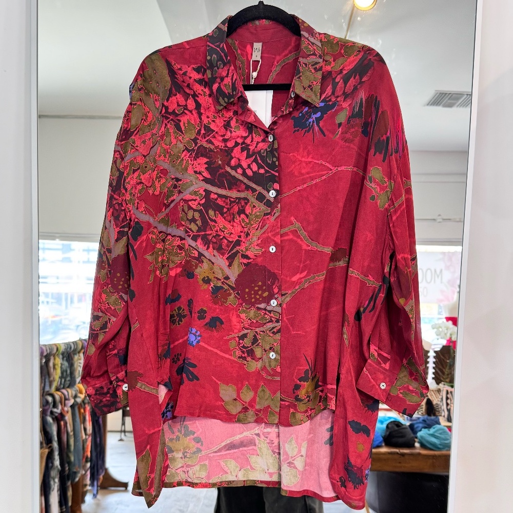 Yavi Long Sleeve Button Down Shirt